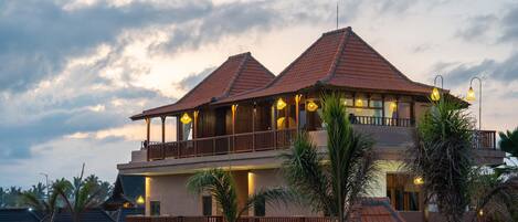 Outdoor banquet area