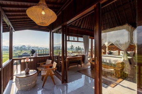 Suite Plunge Pool with Rice Field View | Terrace/patio