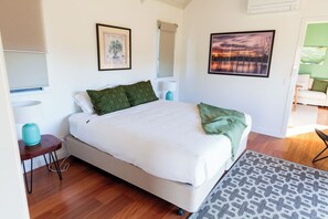 奢華小屋 | 高級寢具、特厚豪華床墊、獨特設計、隔音