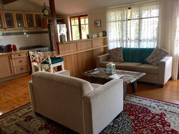 Cottage, 2 Bedrooms | Living area | Smart TV - Boonah Cottage (Boonah)