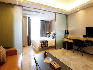 Executive Studio with Queen Bed (Free Shuttle in Canton Fair) - Pengman International Apartment Hotel (Guangzhou)