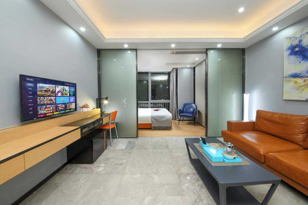 Premium bedding, down duvets, pillow-top beds, free minibar