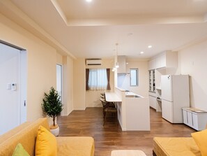 高级套房, 无烟房 | 羽绒被、特色装修、特色家居、免费 WiFi