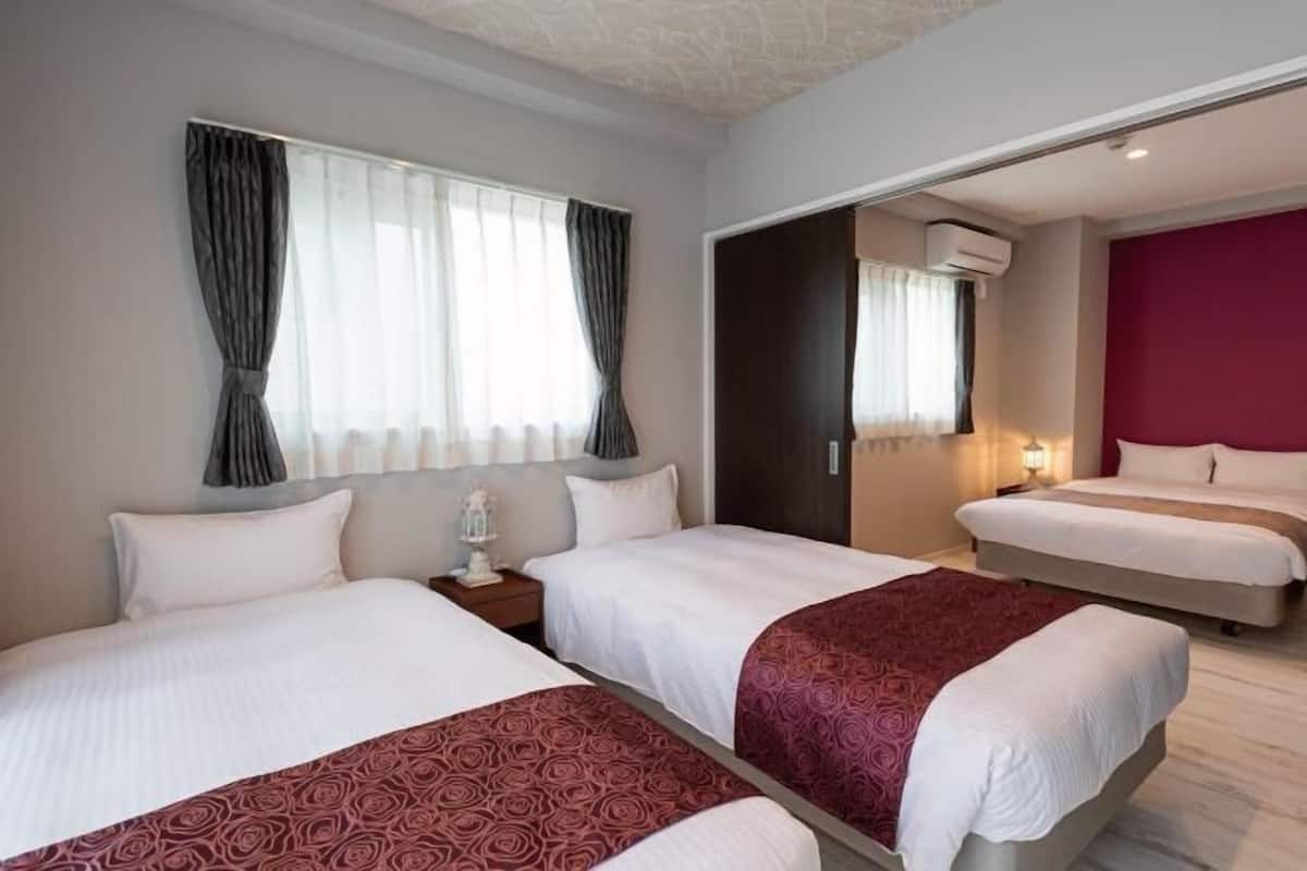 Down duvets, individually decorated, individually furnished, free WiFi