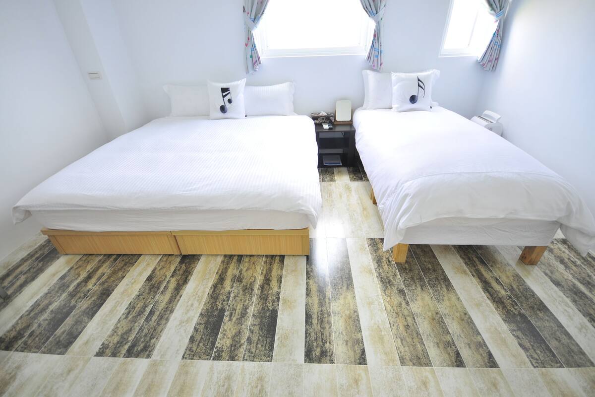 Blackout curtains, soundproofing, free WiFi, bed sheets