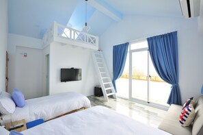 Blackout curtains, soundproofing, free WiFi, bed sheets