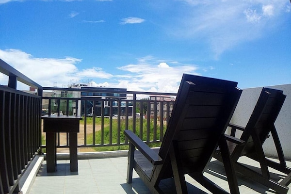 Quadruple Room | Desk, blackout curtains, rollaway beds, free WiFi