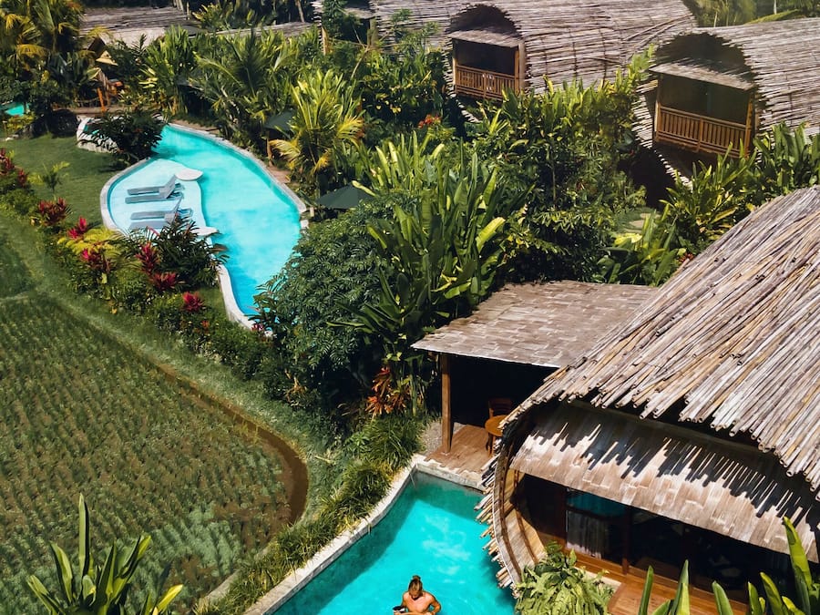 Fachada da propriedade