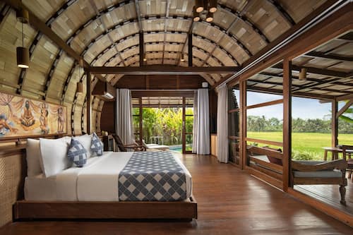 Villa with private pool | Seprai katun Mesir, seprai premium, minibar, dan brankas