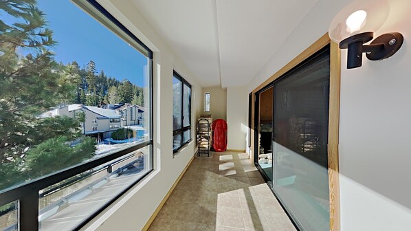 Condo, 3 Bedrooms | 3 bedrooms, laptop workspace, free WiFi