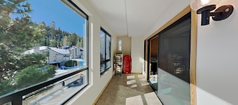 Retro 3 Bed 3 Bath Condo with Mountain View!
