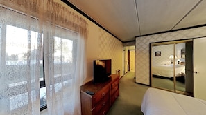 Apartment, 3 Schlafzimmer | 3 Schlafzimmer, laptopgeeigneter Arbeitsplatz, kostenloses WLAN