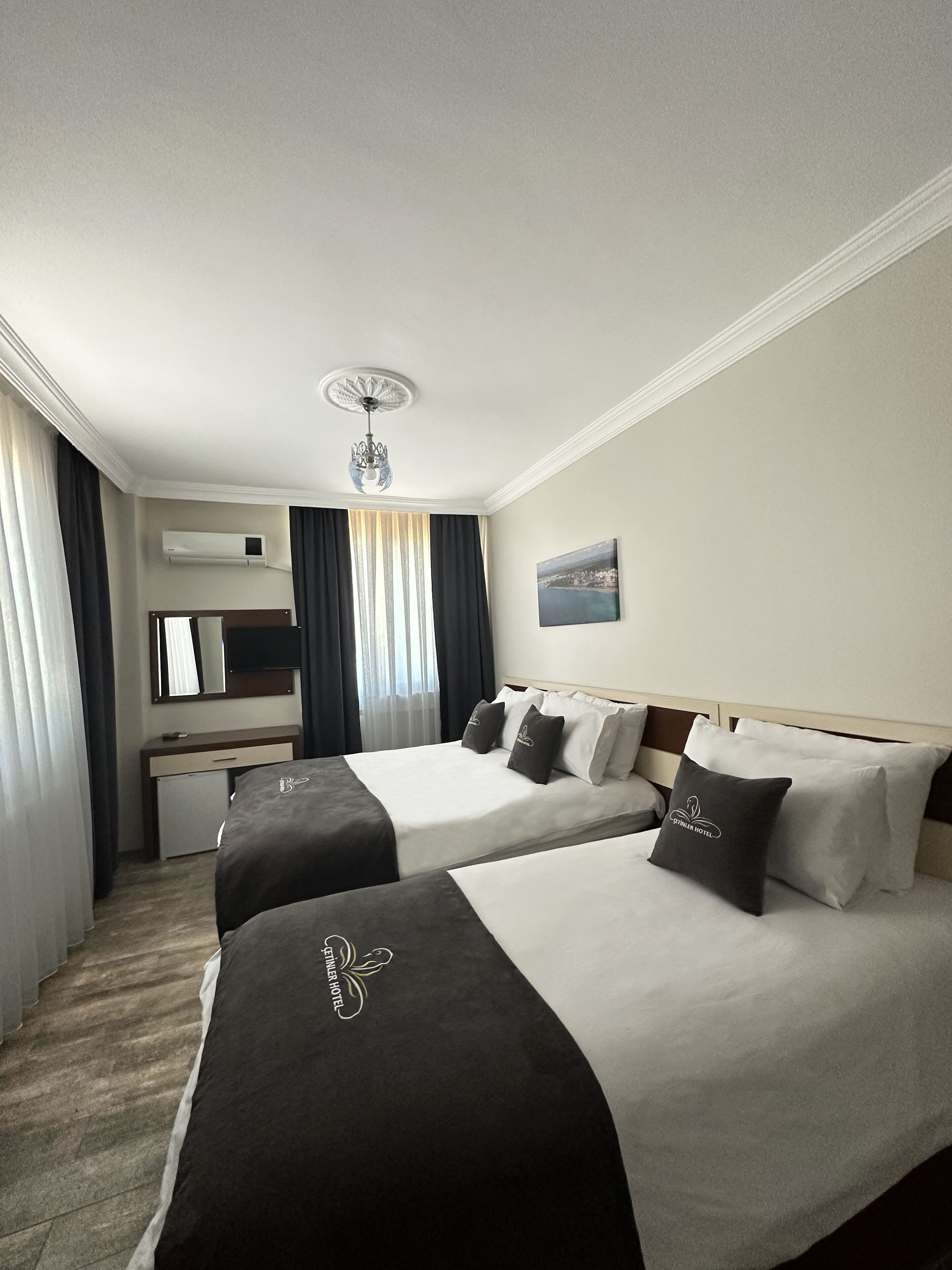 Desk, free WiFi, bed sheets