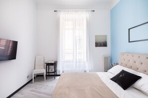 Apartment, 2 Bedrooms | 2 bedrooms, cots/infant beds, free WiFi, bed sheets - A World Aparts - The Artist's Suite (Rome)