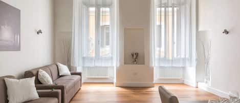 Appartement, 1 chambre | Salle de séjour