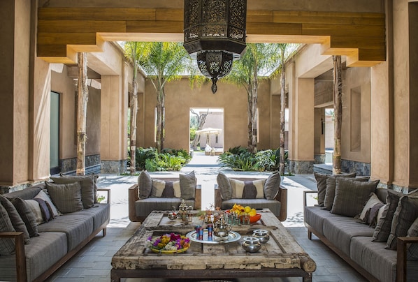 Luxury Villa (Marbha) | Terrace/patio