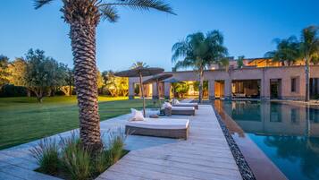 Luxury Villa (Marbha) | Private pool
