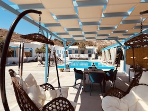BBQ/picnic area - Family Village Santorini (Santorini)