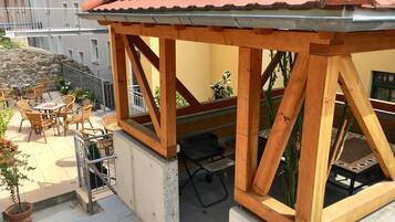 Grill-/Picknickplatz