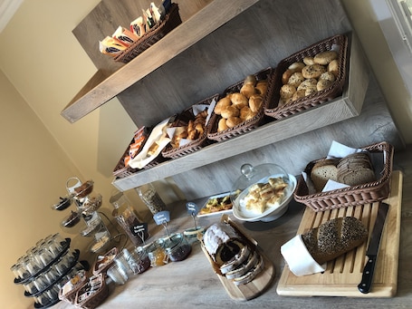 Buffet breakfast for a fee on weekdays. Arthotel ANA Liberty, Trademark Collection by Wyndham