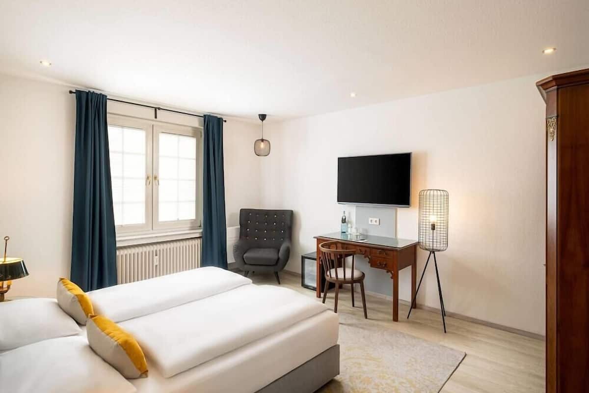 In-room safe, desk, laptop workspace, blackout drapes