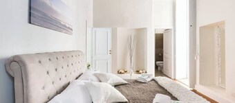 A world Aparts - Tridente / Piaza di Spagna - Popolo