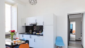 Apartamento, 3 habitaciones | Cocina privada