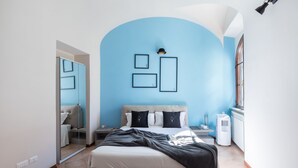 Apartment, 3 Bedrooms | Cribs (surcharge), WiFi (free), bed sheets - A World Aparts 40 Sforza (Rome)