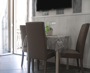 Premium Studio, City View | Balcony - Voglia di Napoli (Naples)
