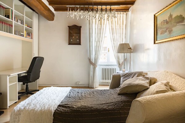 Apartment, 3 Schlafzimmer | 3 Schlafzimmer, Babybetten, kostenloses WLAN, Bettwäsche