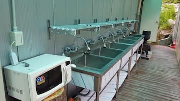 Fridge, microwave, stovetop, electric kettle