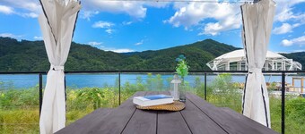 Poseidon Caravan - Campsite