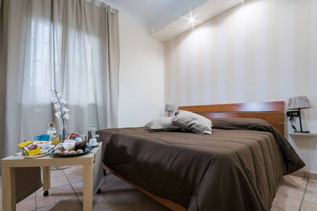 Deluxe Double or Twin Room, Balcony, Garden View | 1 bedroom, Egyptian cotton sheets, premium bedding, down duvets