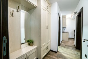Deluxe Apartment | In-room safe, desk, soundproofing, free WiFi - Casa Nuova (Kotor)