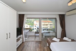 Studio, Sea View | In-room safe, desk, soundproofing, free WiFi - Casa Nuova (Kotor)