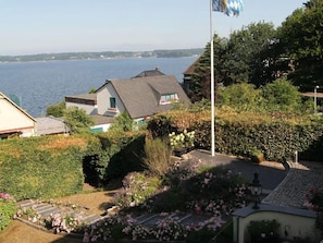 Stadtwohnung (Villa Meerblick) | Ausblick vom Zimmer