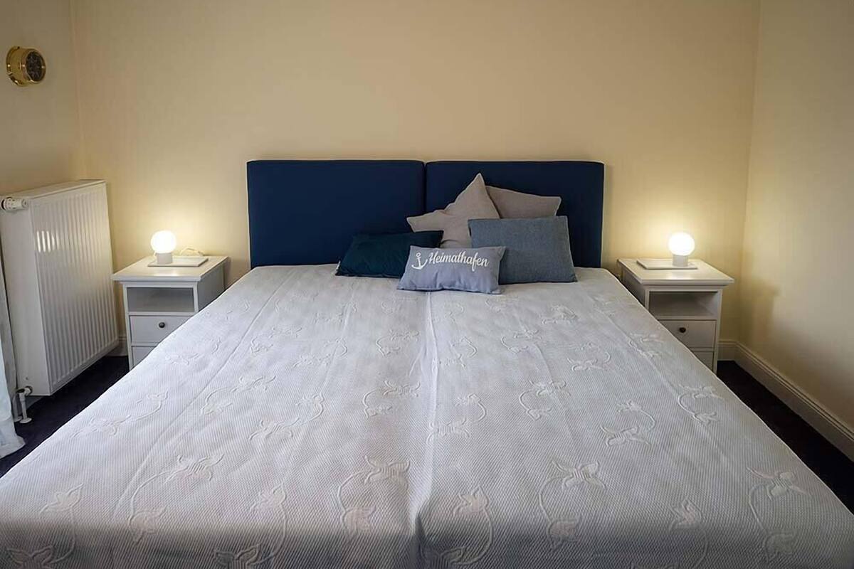 Townhome (Villa Meerblick) | Rollaway beds (surcharge), WiFi (free)