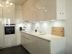 Design Penthouse, 1 Double Bed with Sofa bed, City View | Private kitchen - Art Basel - Guesthouse Basel (Basel)