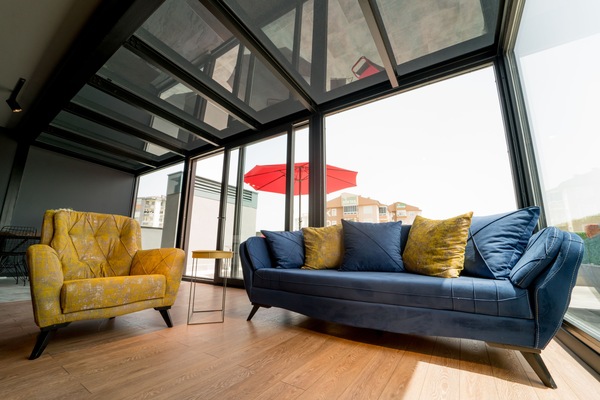 40-cm LED TV with satellite channels, TV, table tennis