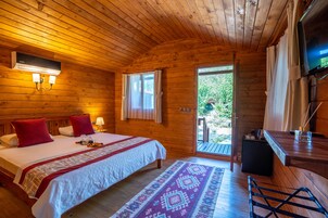 1 habitación, minibar, caja de seguridad en la habitación y escritorio 