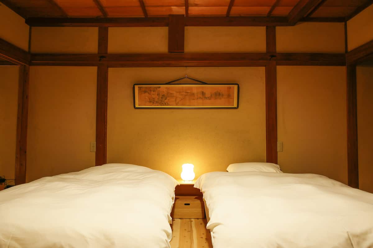 Room (TSUTSUJI) | In-room safe, blackout drapes, WiFi (free), bed sheets