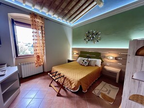 Habitación familiar (Il Granaio) | Wifi gratis y ropa de cama