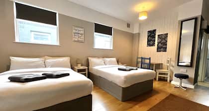 Central Cove Guesthouse