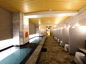 Public bath - APA Hotel Yamanote Otsuka Ekimae Tower (Tokyo)