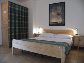 Bungalow, varias camas (MONO) | Ropa de cama