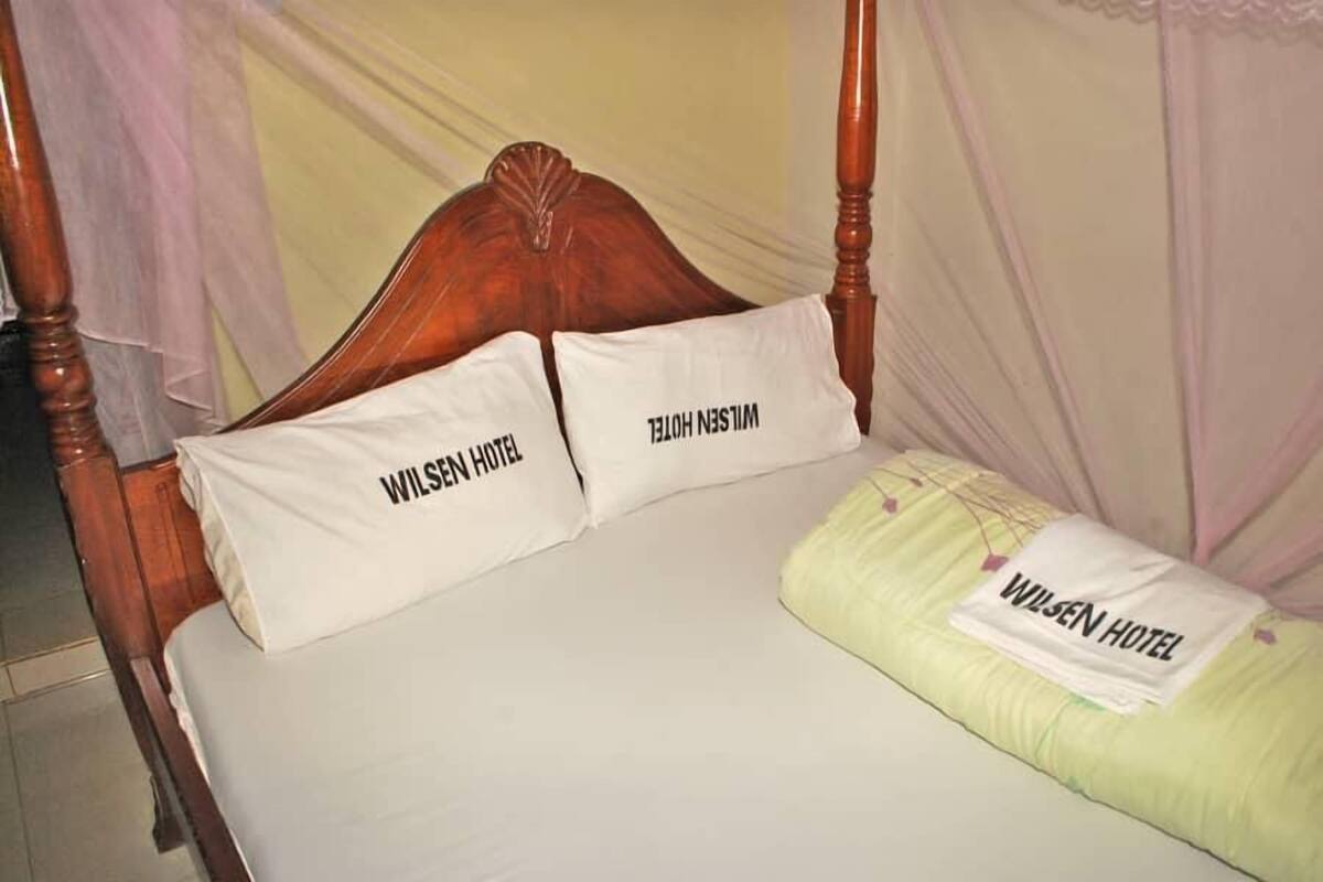 Standard Room | Bed sheets
