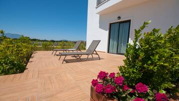 Kamar Double atau Twin Standar, pemandangan laut | Pemandangan taman