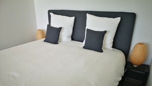 1 bedroom, premium bedding, pillow-top beds, iron/ironing board - SHS City Gasperich (Luxembourg City)