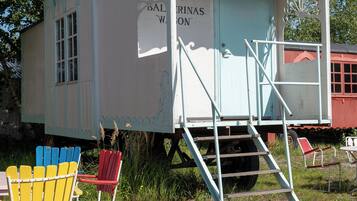 Habitación (The Ballerina's) | Decoración personalizada, cortinas blackout, wifi gratis y ropa de cama