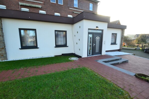 Exterior - Homebe24 Apartments (Wetzlar)